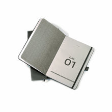 Load image into Gallery viewer, 90 Day Goal Planner Journal